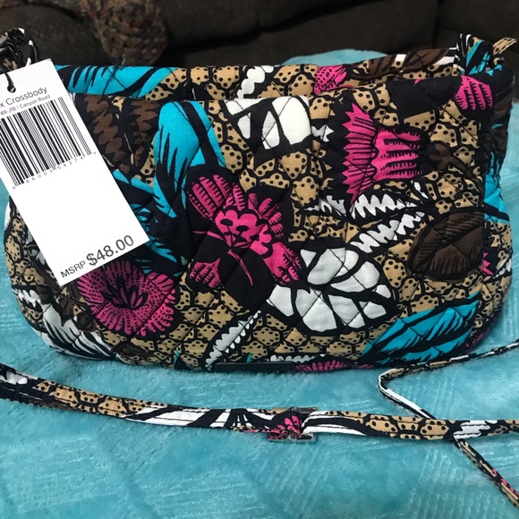 Vera Bradley Handbags - Vera Bradley Crossbody bag